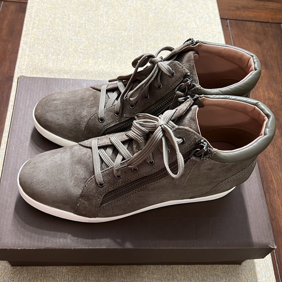 ❤️ Linea Paolo Women’s Wedge - Picture 2 of 8